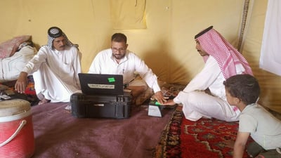 Electoral commission brings voter registration to Bedouin communities in Muthanna desert