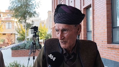 لە رۆژهەڵاتەوە هاتووە بۆ باشور بۆ دەنگدان