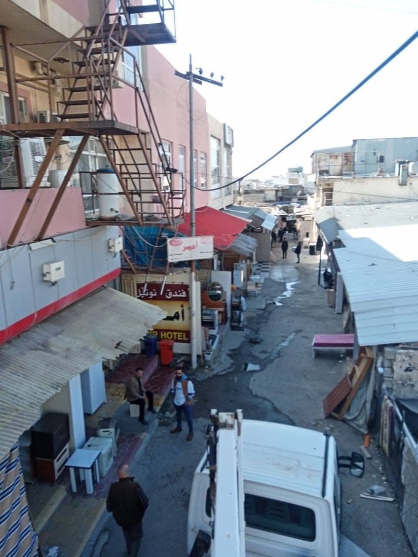 لە دارەسووتاوەکەی سلێمانی کارەبای چەند دوکانێک بڕدرا