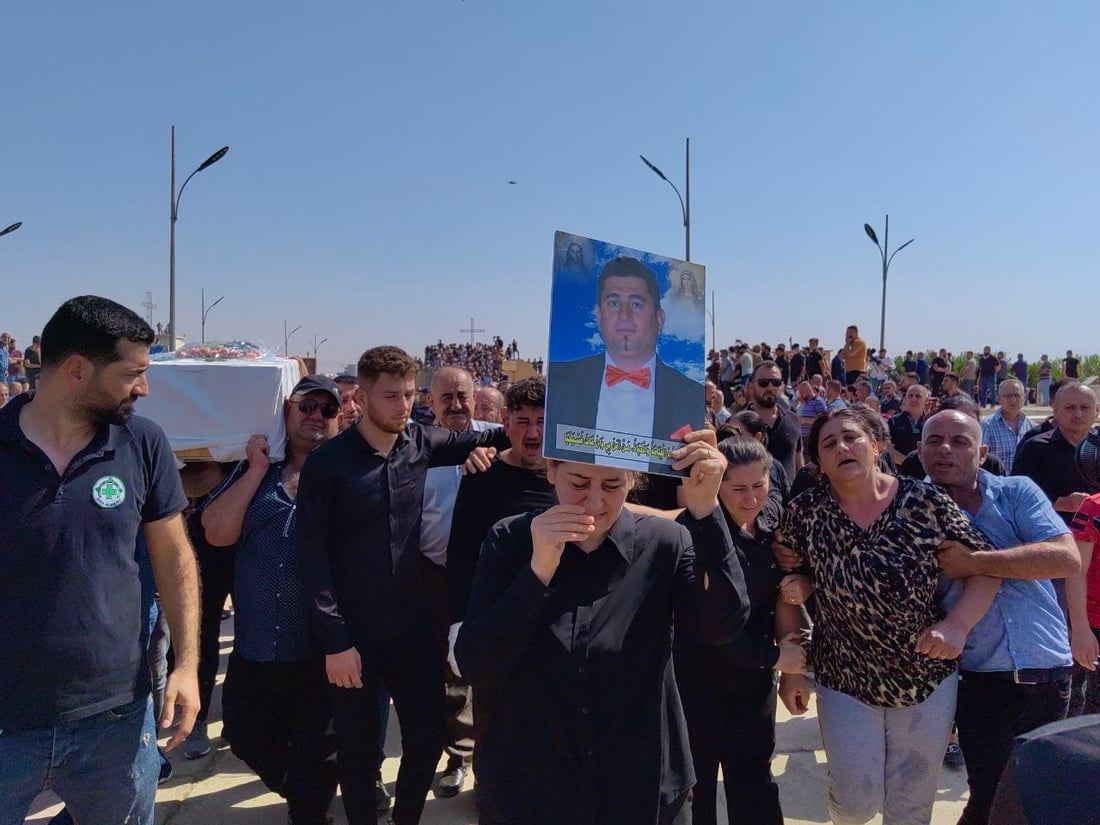 إلى مقبرة القيامة.. صور من التشييع الكبير ظهر اليوم لضحايا فاجعة الحمدانية