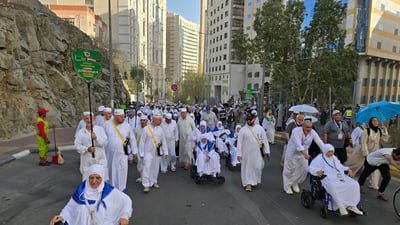 فيديو: العراقيون رجموا الشيطان واستراحوا في مخيم عازل للصوت والحرارة
