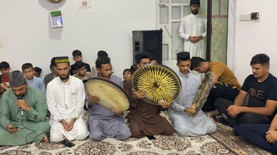 حمرين تستذكر الدرويش القادري “عادل وهاب”.. قرع دفوف وأصوات عذبة (فيديو)