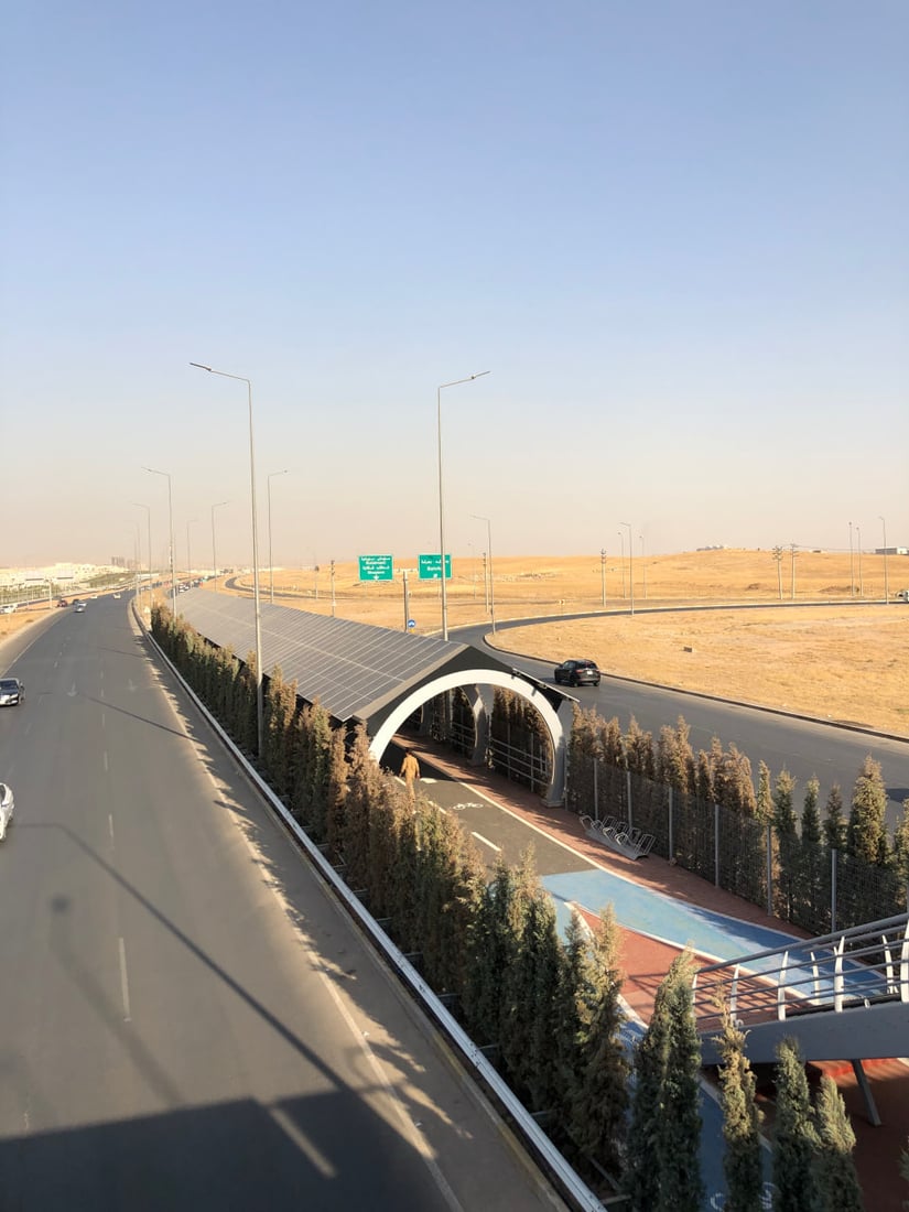 فيديو: ما حقيقة المسقّف بين عينكاوة والقرية اللبنانية.. هل هو للدراجات حقاً؟