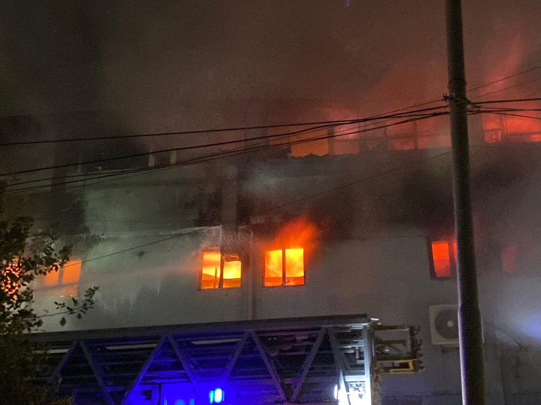 مشاهد من حريق أربيل الكبير الآن: تجنبوا شارع 60