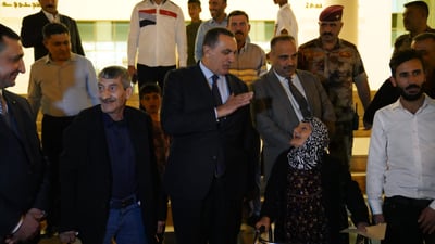 صور: صغار وكبار مع محافظ كركوك.. مأدبة إفطار ودردشة عن الهموم والاحتياجات