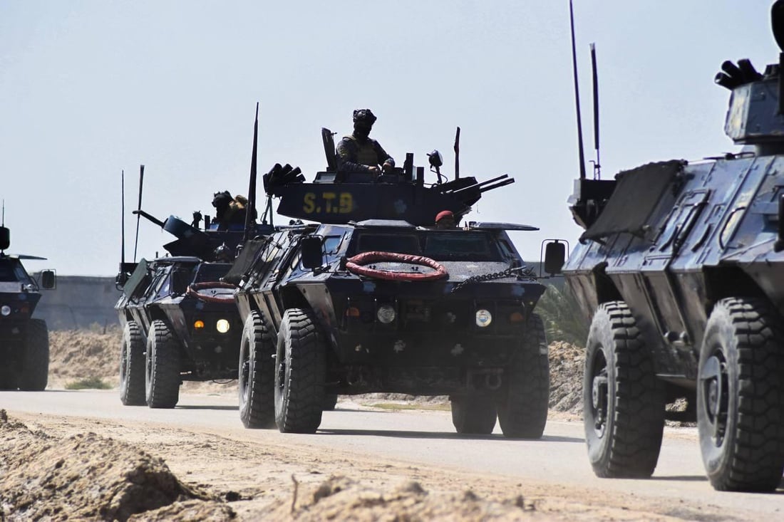 صور من حملة المداهمة والتفتيش في قضاء الإصلاح.. اعتقال متهمين وضبط أسلحة