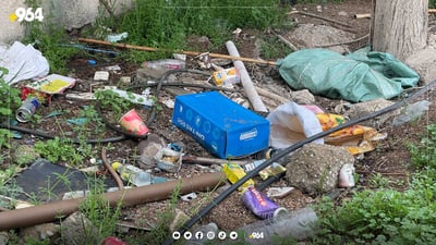 گۆڕستانی کۆنی بەردەڕەش بووە بە شوێنی زبڵ و خاشاک