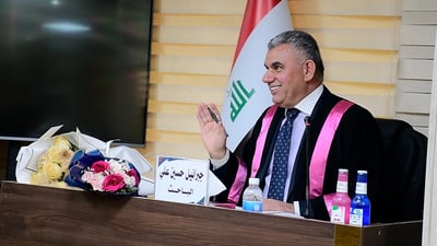 كيف عفا الكرد عما سلف.. جبرائيل زيباري ينال الدكتوراه ويشكر أساتذة جامعة بغداد