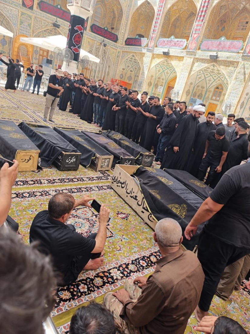 صور: وصول جثامين ضحايا حريق الكوت إلى مرقد الإمام علي في النجف