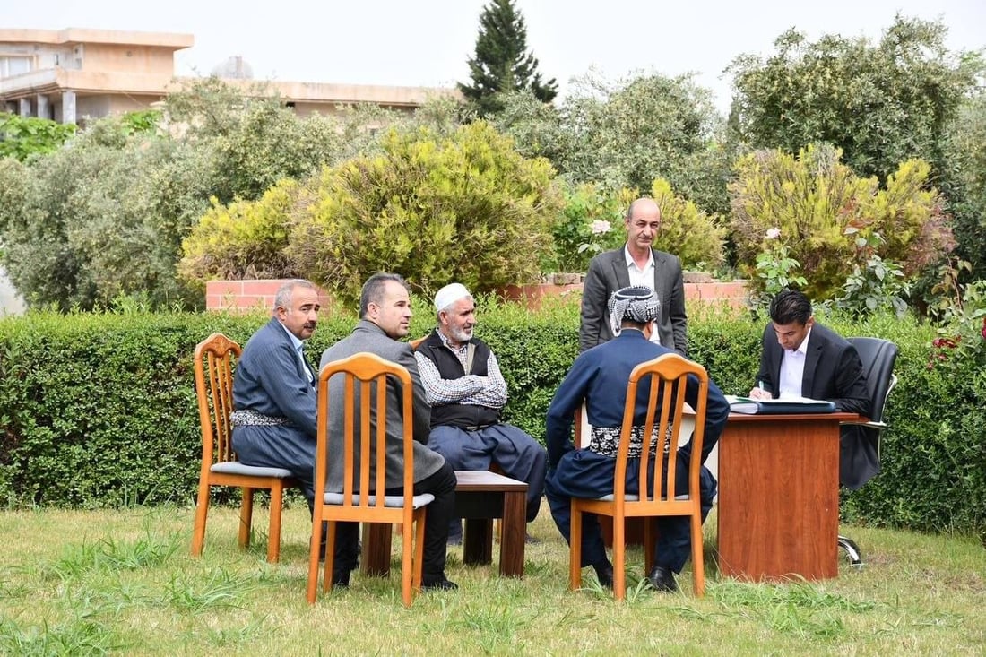 سەرۆکی شارەوانی قەڵادزێ نووسینگەکەی بردە دەرەوە