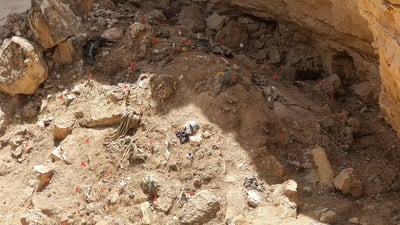 اكتشاف مقبرة جماعية خلال أعمال مجاري في كربلاء