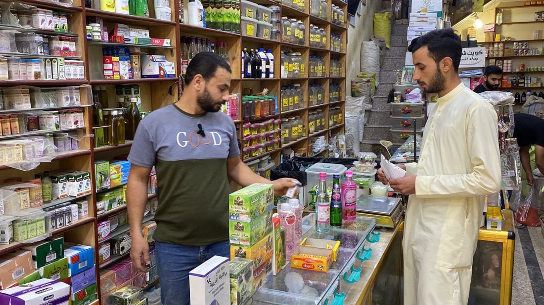 الناصرية تقرأ الفاتحة على ماء الورد السعودي والإيراني “لطرد النحس” قبيل رمضان