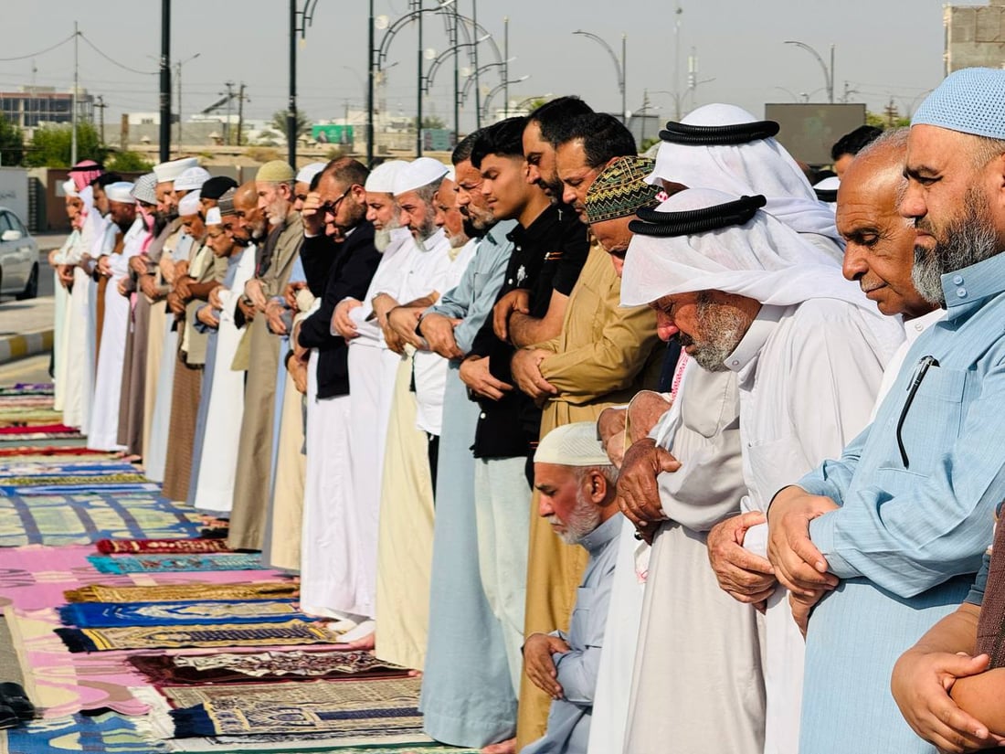 صغاراً وكباراً يتضرعون إلى الله.. صور من صلاة الاستسقاء في الرمادي وتكريت