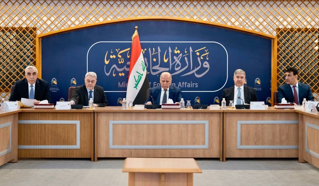 الخارجية تدرس تحضيرات القمة العربية المقبلة في بغداد وخطوات أتمتة عمل الوزارة