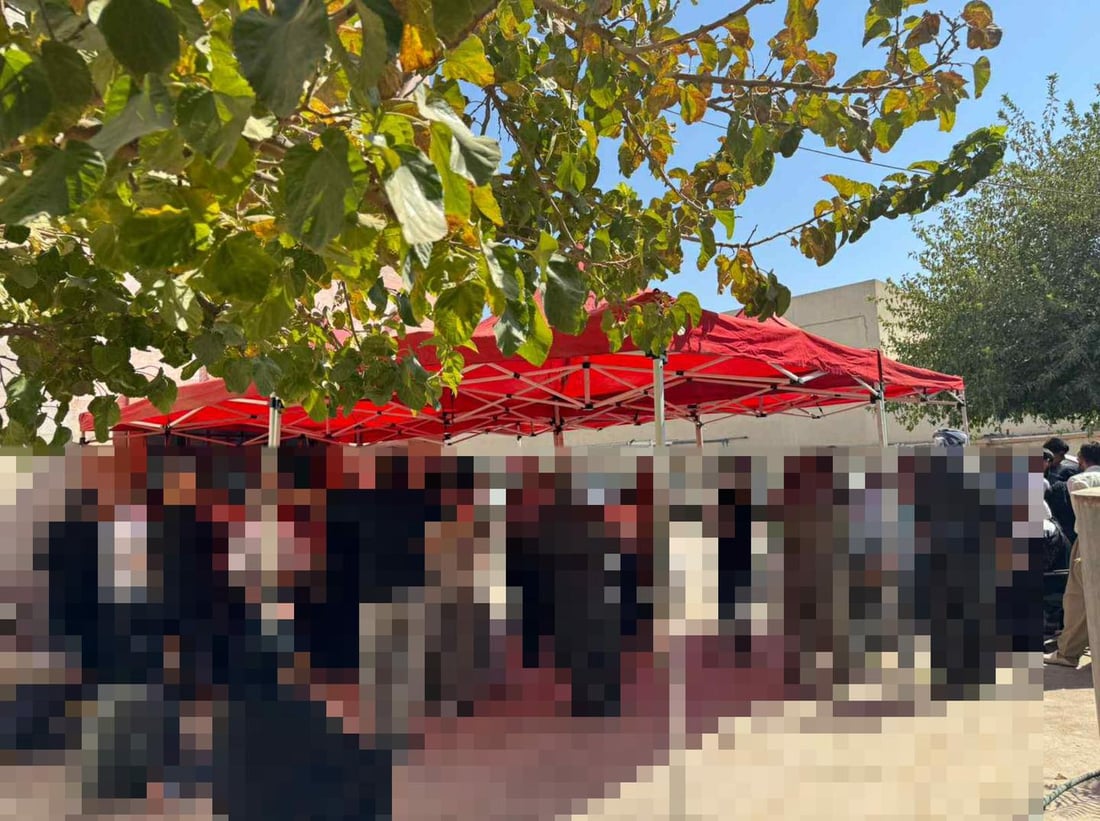 بەڕێوەبەرایەتی رۆشنبیری و هونەری راپەڕین سێبه‌رى  بۆ خانه‌نشینانى به‌رده‌م بانكه‌كان دروست كرد