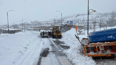 ئۆتۆمبێلی دەبڵ ئەكسڵ و زنجیرت نییە خۆتان لەو رێگایە مەدەن