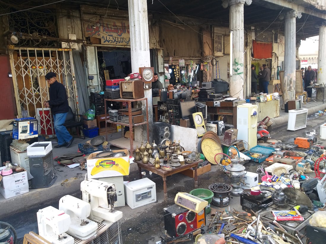 تجّار خان المدلل: زبائننا دائميون.. “أنتيكاتنا ونوادرنا” تُباع في الخارج غالياً
