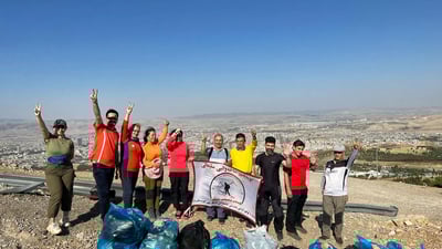 گروپێکی شاخەوانی چیاکانی کوردستان پاکدەکەنەوە