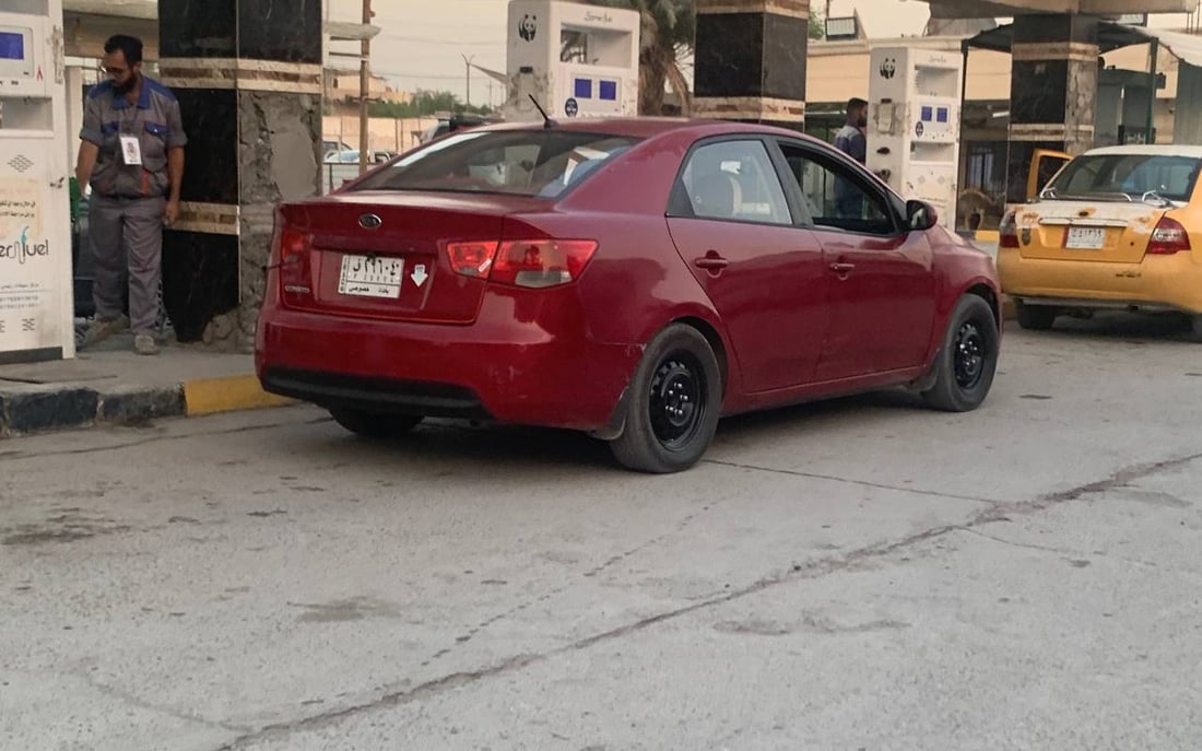 هور رجب حائرة بالبنزين الأحمر.. وخبير يطمئن: وقود ممتاز من مصفى كربلاء