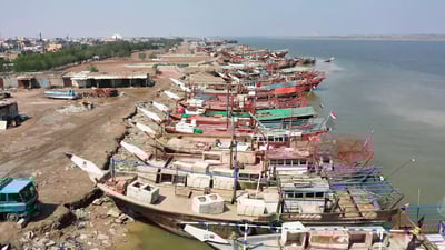 فيديو: أشهر بحاري الفاو يقود السفن على هدي النجوم ويعتز بمحركات أوكرانيا