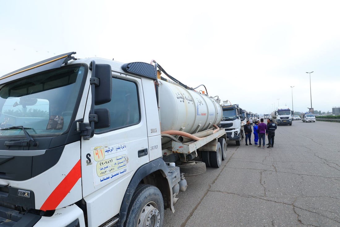 أمانة بغداد “تفزع” للديوانية.. إرسال 33 آلية لسحب مياه الأمطار من شوارع المدينة