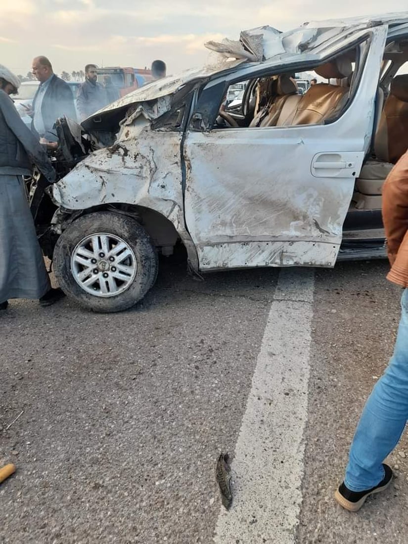 انقلاب سيارة لطلاب جامعة الأنبار.. مصرع اثنين وإصابة  9 على سريع الرمادي