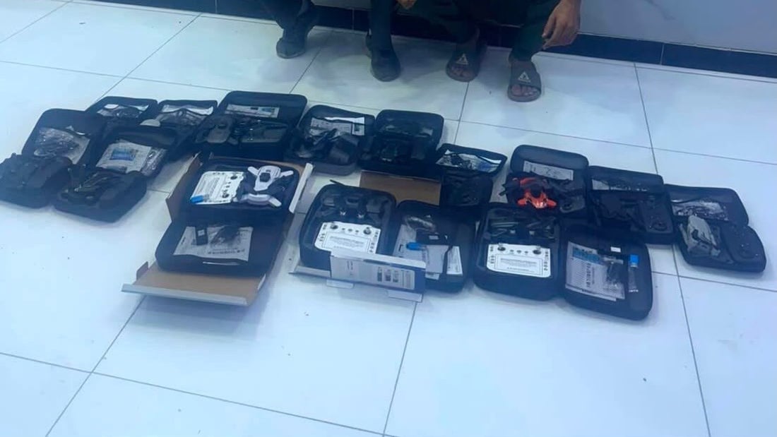ضبط 15 “درون” داخل دراجة “دليفري” واعتقال مستقليها في بغداد