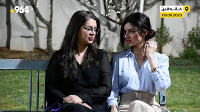 هەموو هەینیەک چەند خێزانێک کۆدەبنەوە و گفتوگۆی بابەتی کلتوری دەکەن