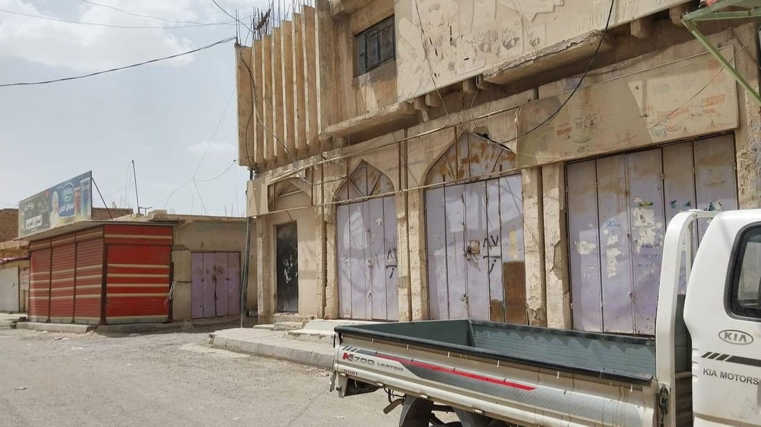 صور من سوق تكريت بعد هجمات اليوم: الدكاكين أغلقت الأبواب والباعة غادروا