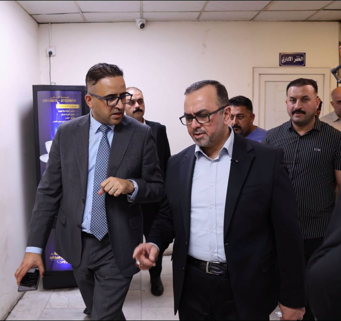 وزير الصحة يعفي مدير مستشفى الكرخ خلال زيارة مسائية مفاجئة