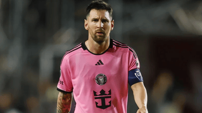 مێسی تووشی پێکان بوو