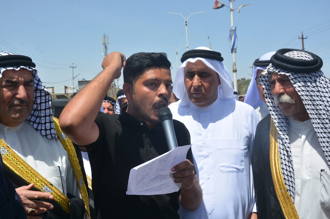 الدجيل تهدد بقطع طريق بغداد – الموصل: أنتم هنا بتضحياتنا.. امنحونا ممثلاً (صور)