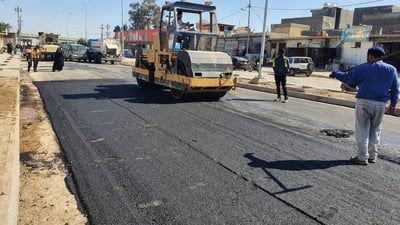 صور: وداعاً لسنوات الطين.. التبليط يصل شارع المحكمة في النعمانية