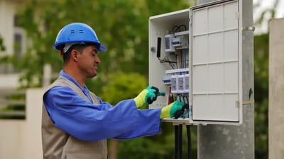 له‌ سبه‌ینێوه‌ كاره‌باى پێنج ناحیه‌ و قه‌زایه‌كی دهۆك بۆ ماوه‌ى شه‌ش كاتژمێر ده‌بڕێت