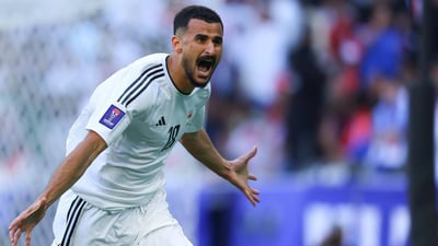 أيمن حسين يهز شباك فيتنام ويسجل التقدم للعراق