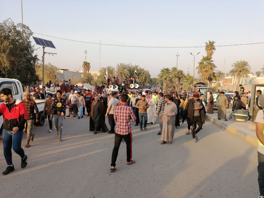 صور: ضرغام ماجد يقود تظاهرة تطالب بإقالة محافظ بابل