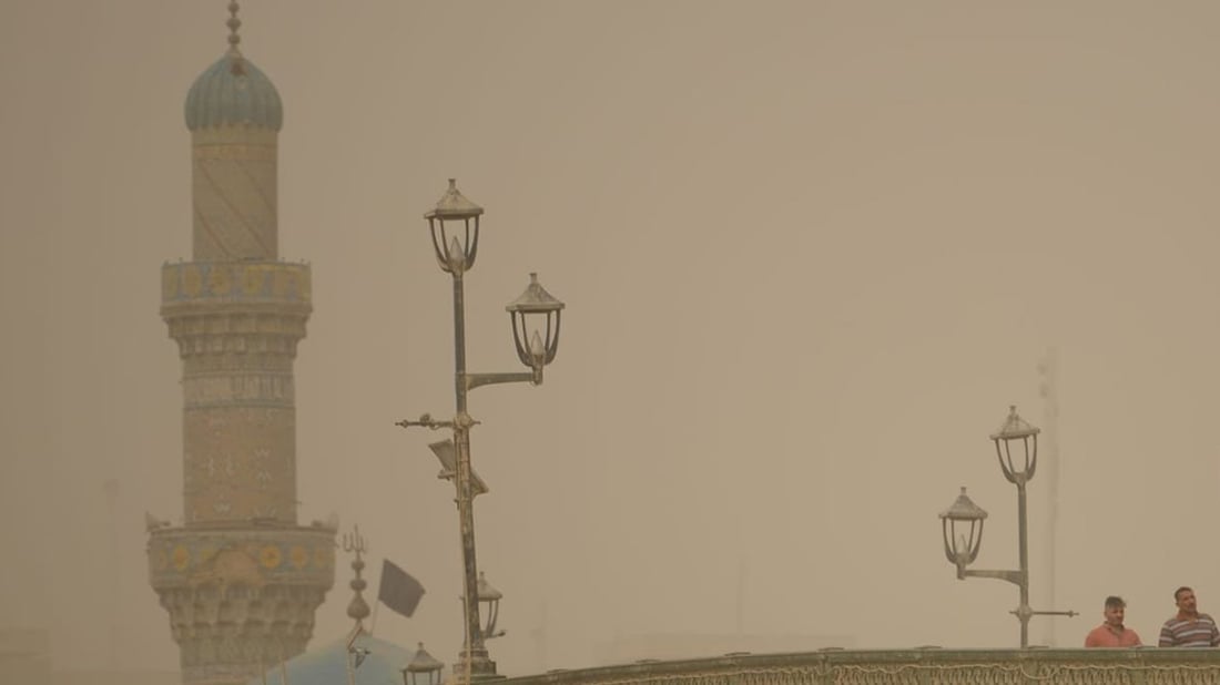 لە هەرێم بەفر و لە عێراق خۆڵبارانە