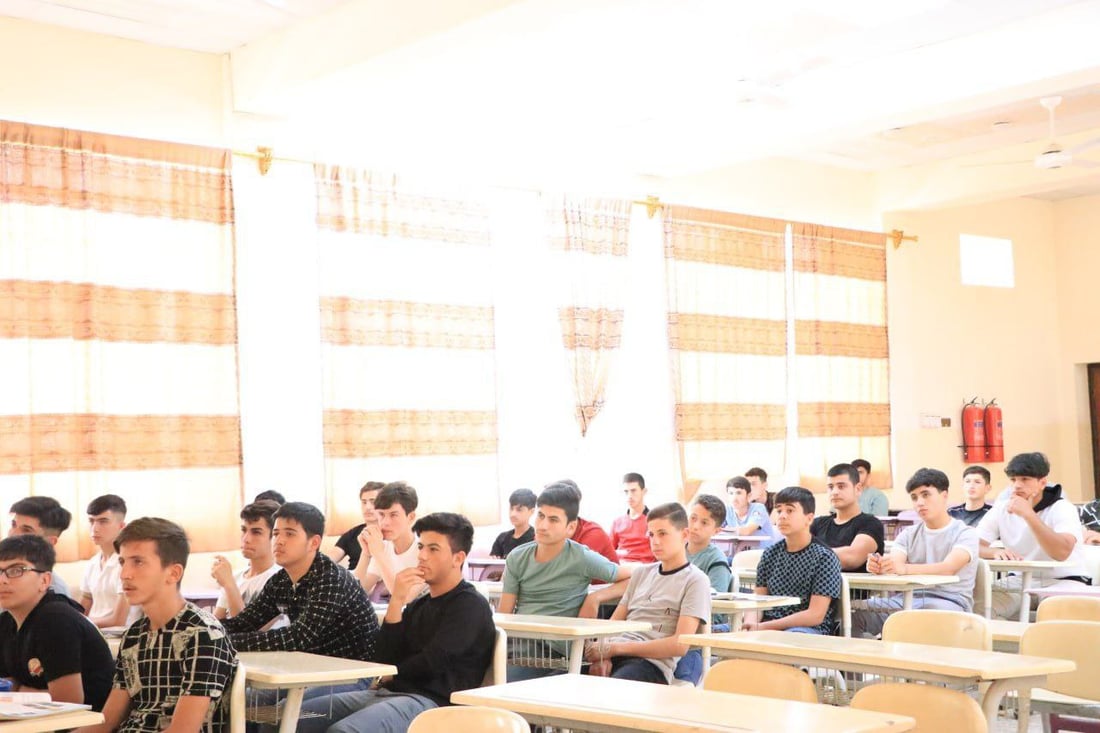 دروس مجانية من العتبة الحسينية.. إنكليزي ورياضيات للطلبة المتعففين في تلعفر