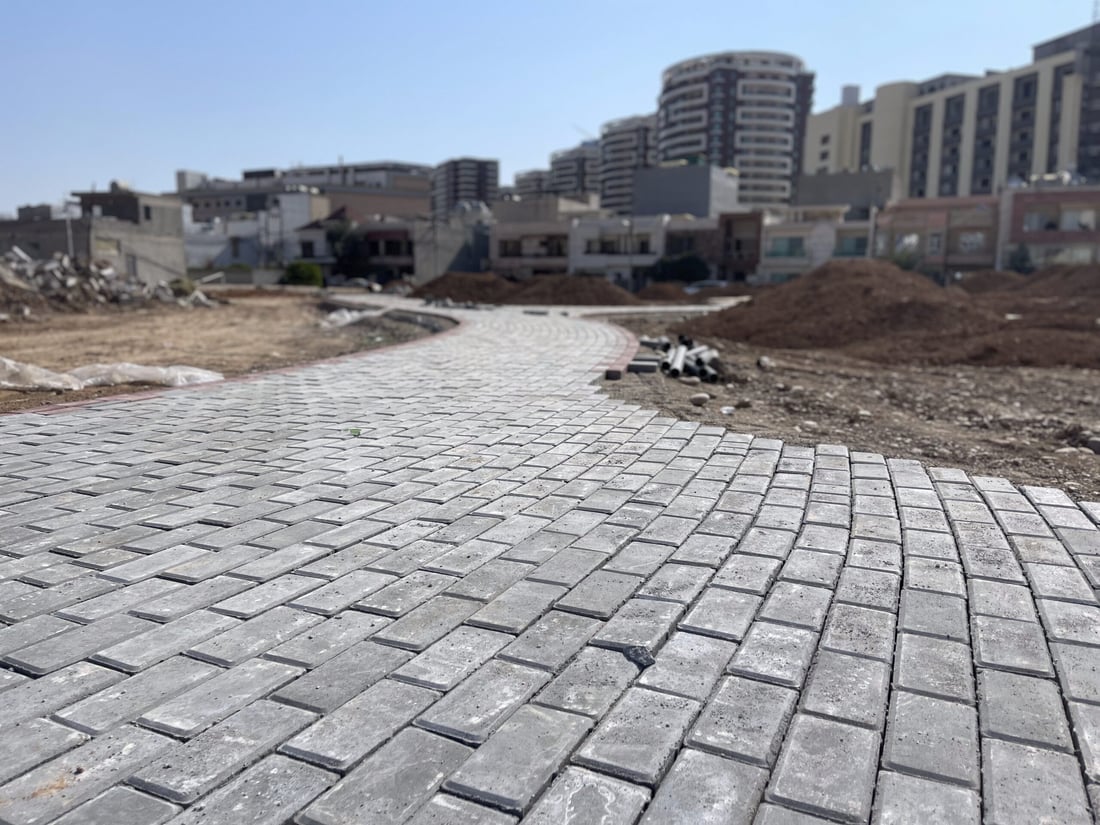 چینییەکان لەسەر شێوازی خۆیان پارکێک دروستدەکەن