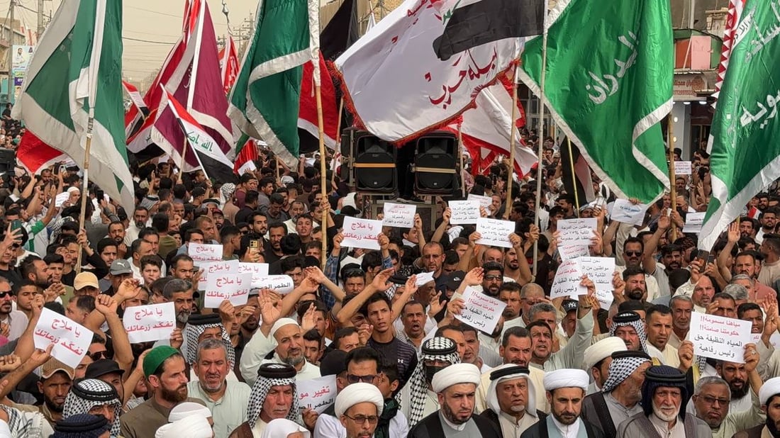 صور: شمال البصرة تخرج راياتها على الحكومة.. مسيرة عشائرية احتجاجاً على تلوث المياه