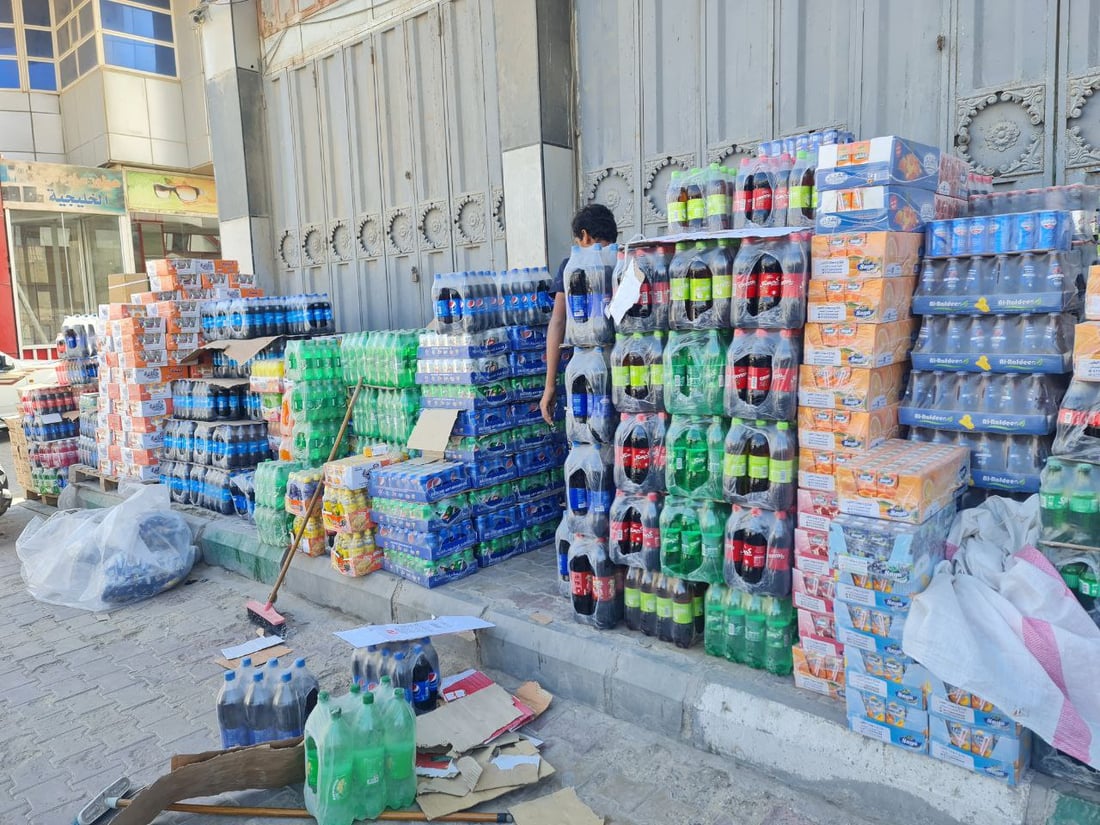 مقارنة بالأرقام بين أسعار الأغذية الأساسية خلال شهر في السماوة