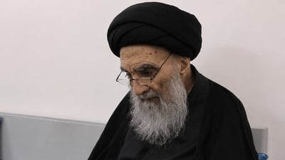 المرجع السيستاني يظهر في صورة جديدة مع بلوغه عامه الـ 96