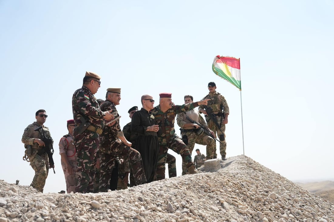 “با پێشمەرگە سەنگەرەكانی توندوتۆڵتر بكات”