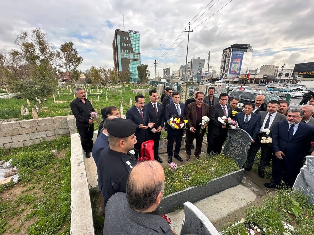 چەپکە گوڵی وەفاداری بۆ یادی 35 ساڵەی شەهیدبوونی “خدر لۆبیافرۆش” دانرا