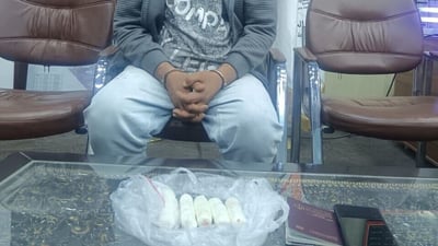 التهريب مستمر رغم الحرب.. ضبط أجنبي خبأ الكرستال داخل أحشائه في الشلامجة