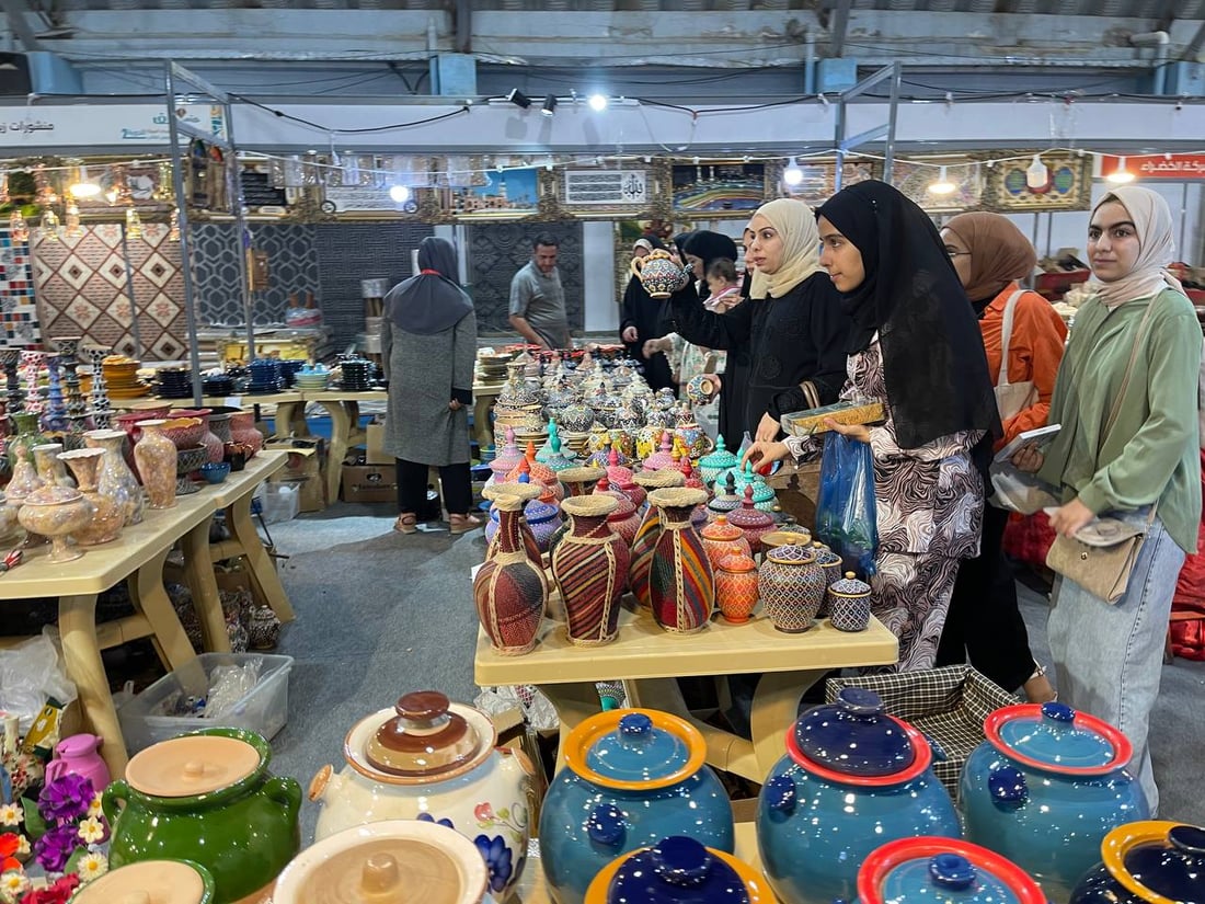 بضائع من بريطانيا وباكستان في النجف.. عطور اليمن يعجبها ذوق العراقيين