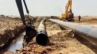 صور: أنبوب بطول 46 كم لتصدير زيت الغاز العراقي عبر ميناء ...