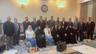 حصة البصرة 3 وزارات.. جبهة من 25 نائباً تطالب بالنفط والنقل والكهرباء