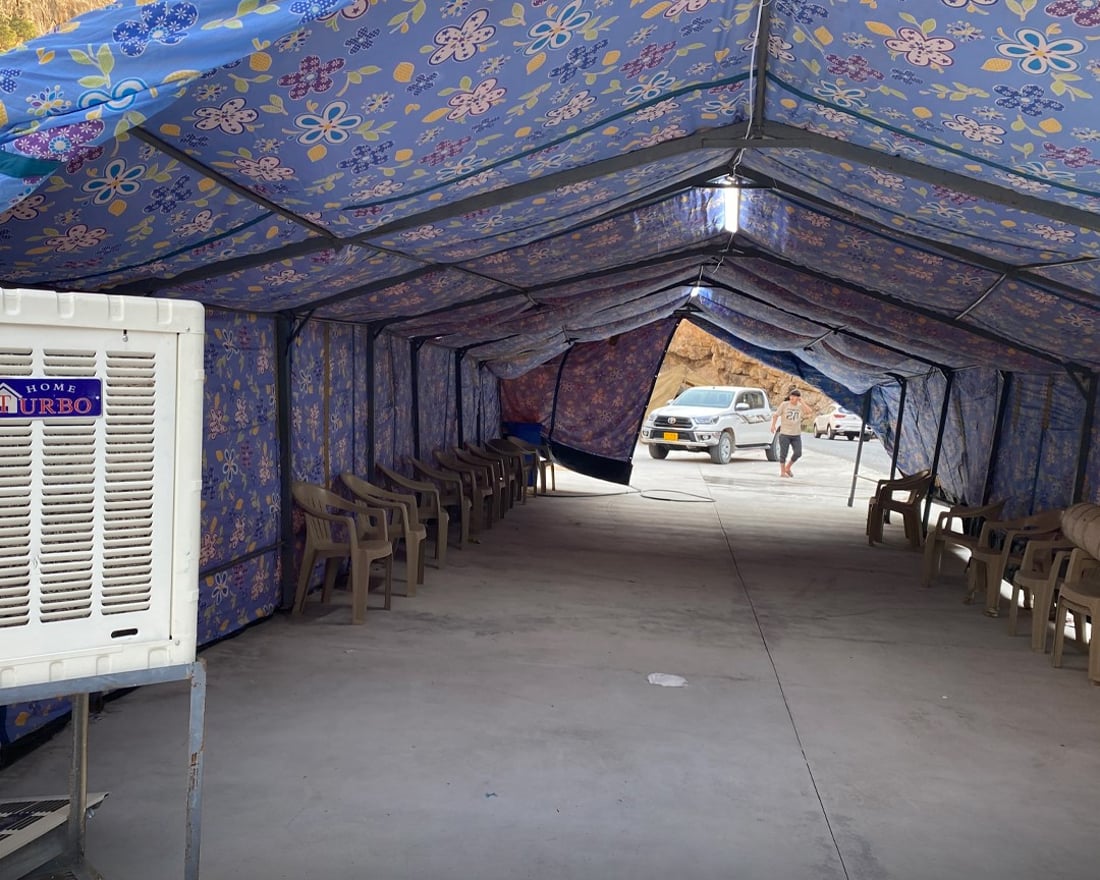 صور: مضايف أربيل تجهز المبردات لاستقبال زوار أربعينية الإمام الحسين