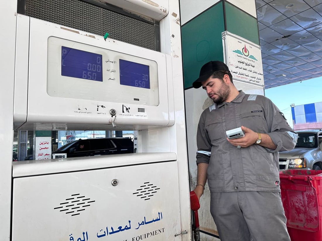صور: بانزينخانات البصرة ترتبك مع “الدفع الإلكتروني” والبعض لم يحصلوا على بطاقات